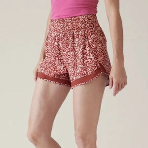 Athleta High Rise Mesh Racer Run 3" Shorts Sz M Zip Pocket